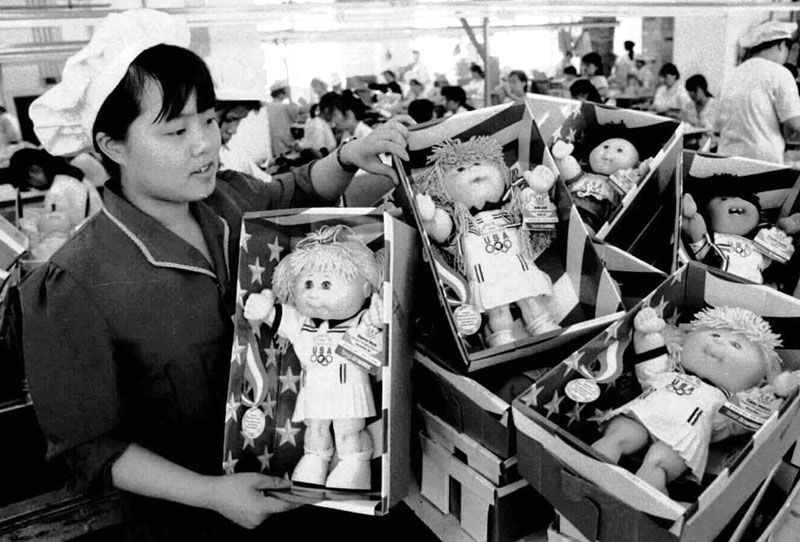 Summer Olympic souvenir dolls in 1996 modeled on Cabbage Patch Kids